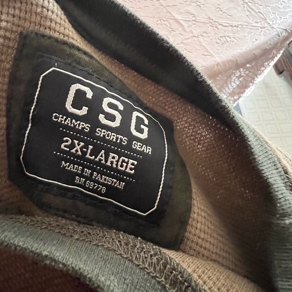 Yes iam selling a CSG thermal camouflage and it in good condition - Picture 2 of 3